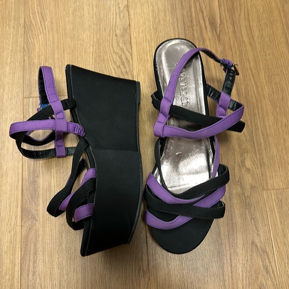 Forever 21 platform sandals - Picture 2 of 4